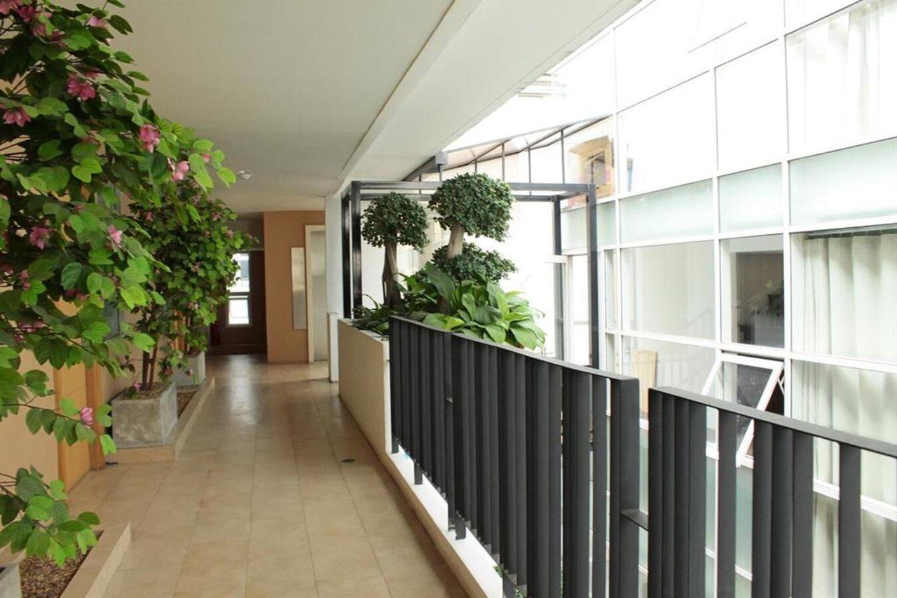 Nantra Retreat And Spa Bangkok Exterior photo
