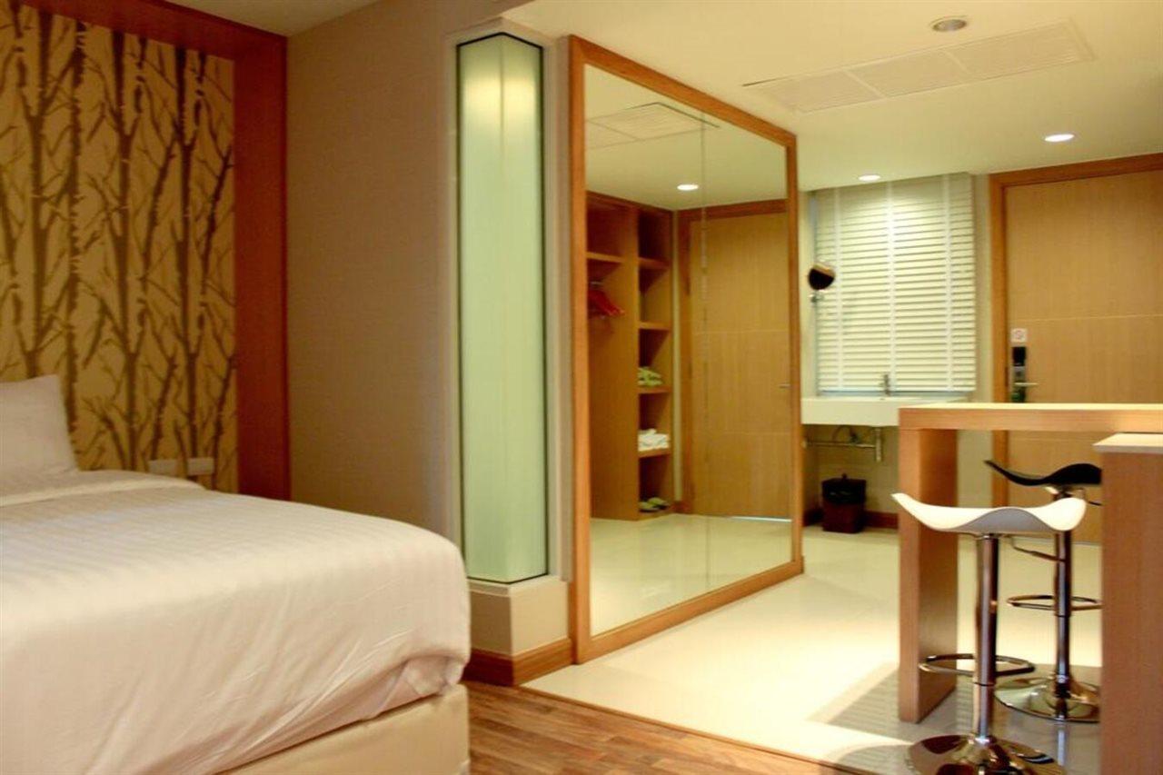 Nantra Retreat And Spa Bangkok Exterior photo