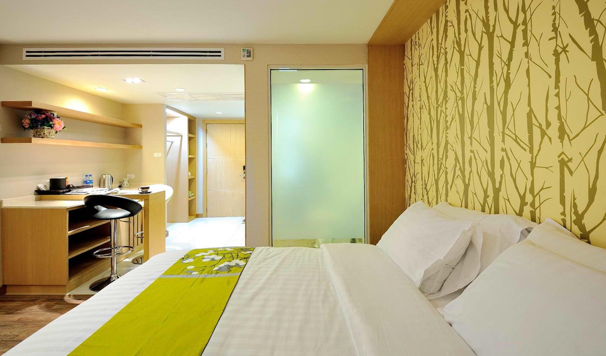 Nantra Retreat And Spa Bangkok Exterior photo