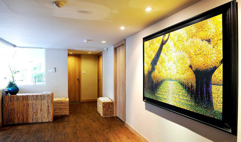 Nantra Retreat And Spa Bangkok Exterior photo